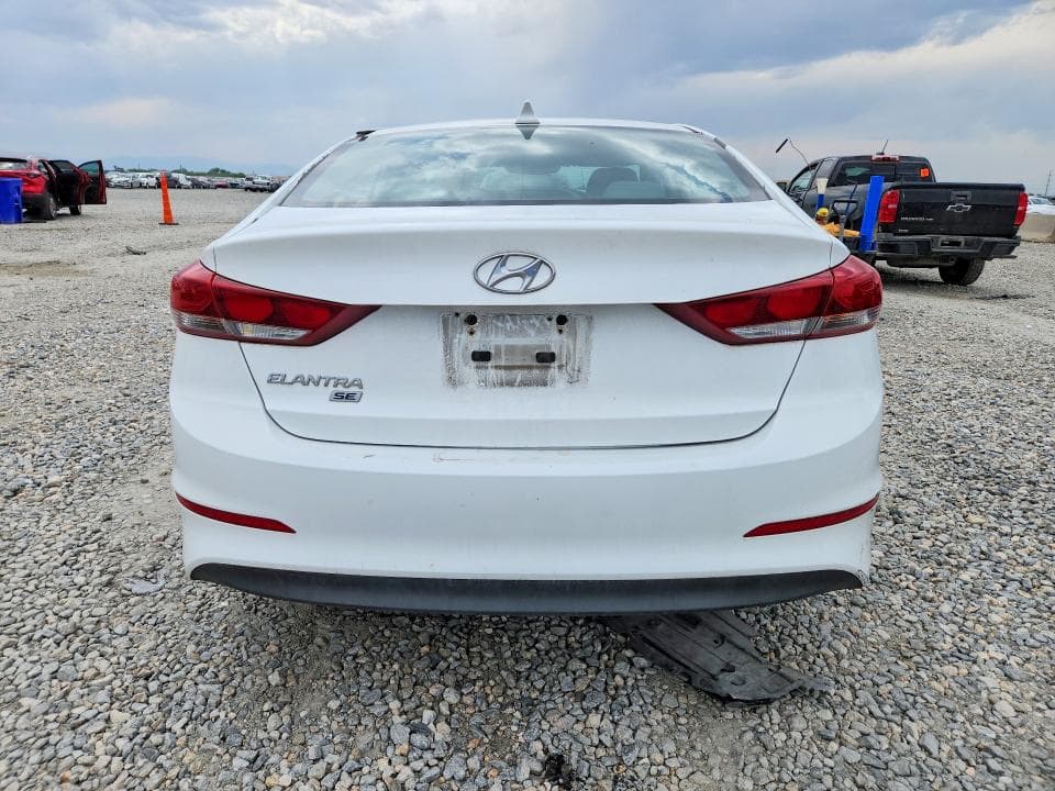 2017 HYUNDAI ELANTRA SE SE 6