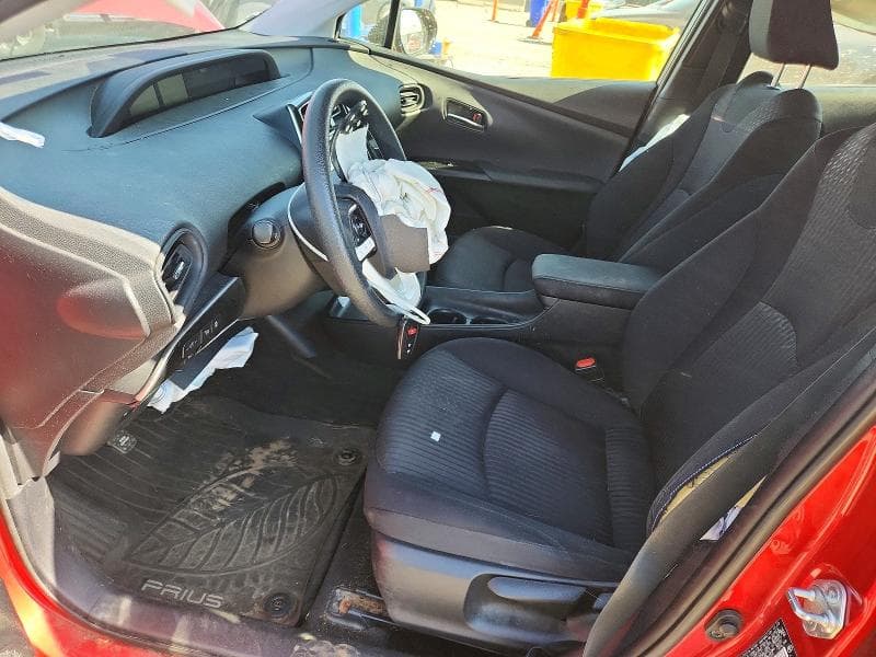 2018 TOYOTA PRIUS TWO 7