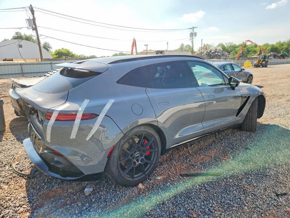 2021 ASTON MARTIN DBX 3