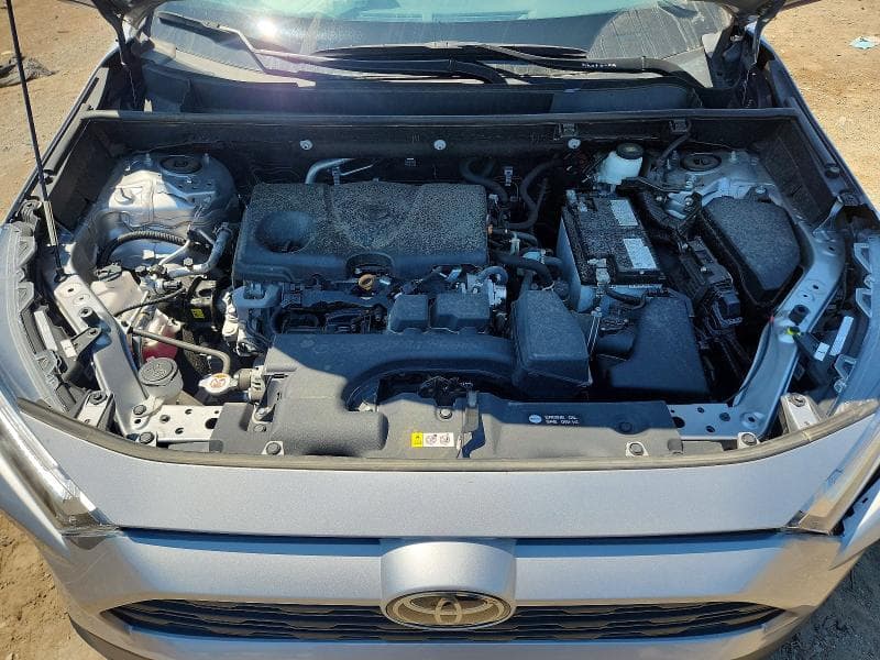 2024 TOYOTA RAV4 LE LE 12