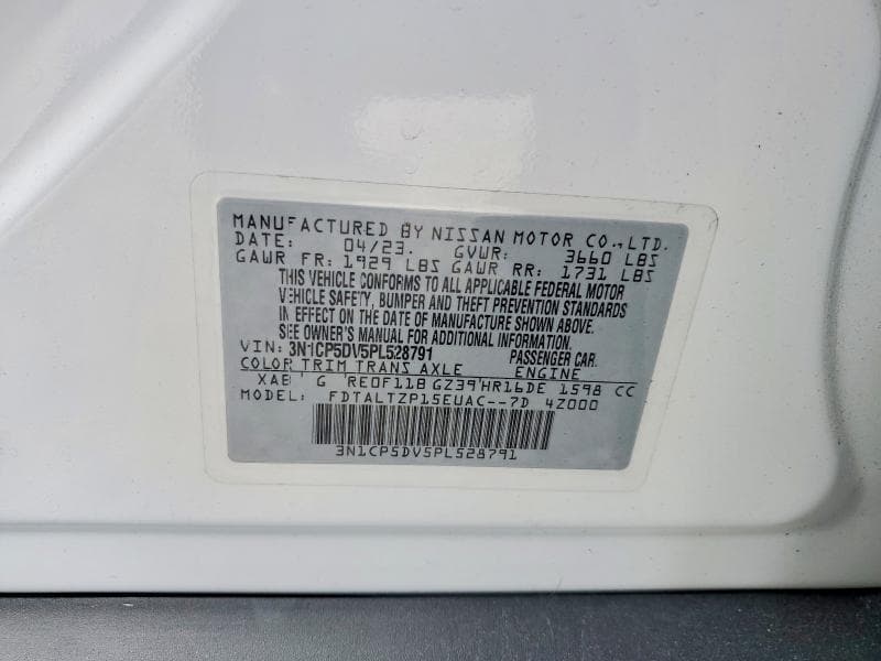 2023 NISSAN KICKS SR 12