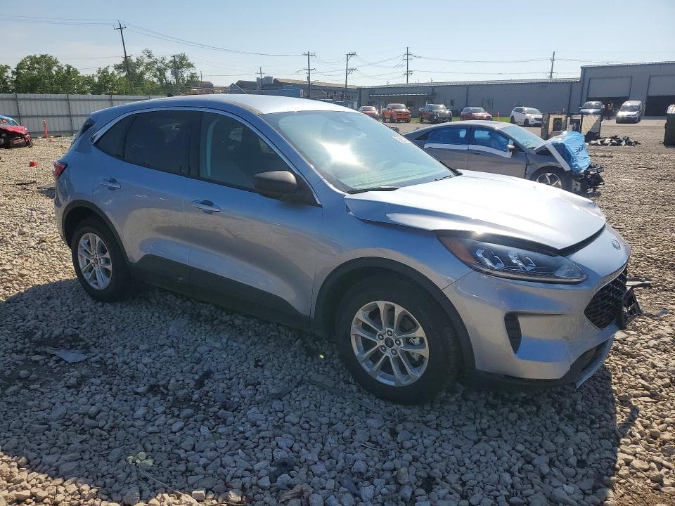 2022 FORD ESCAPE SE 4