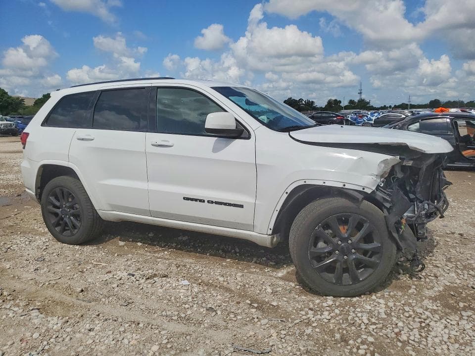 2019 JEEP GRAND CHEROKEE LAREDO 4