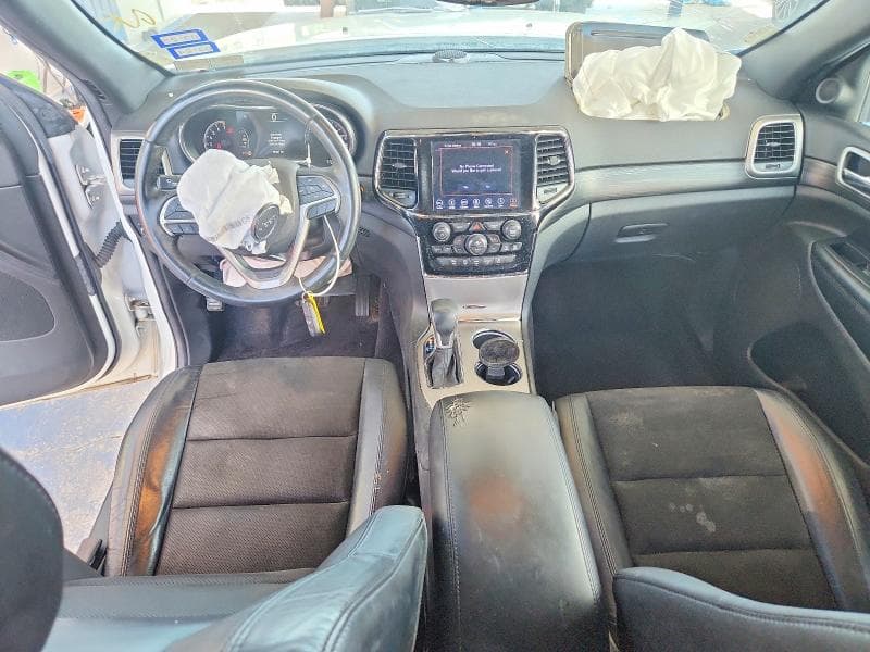 2019 JEEP GRAND CHEROKEE LAREDO 8