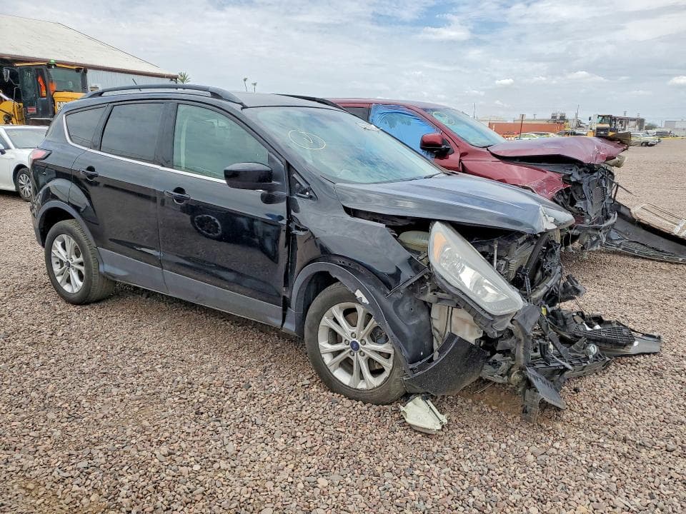 2018 FORD ESCAPE SE 4