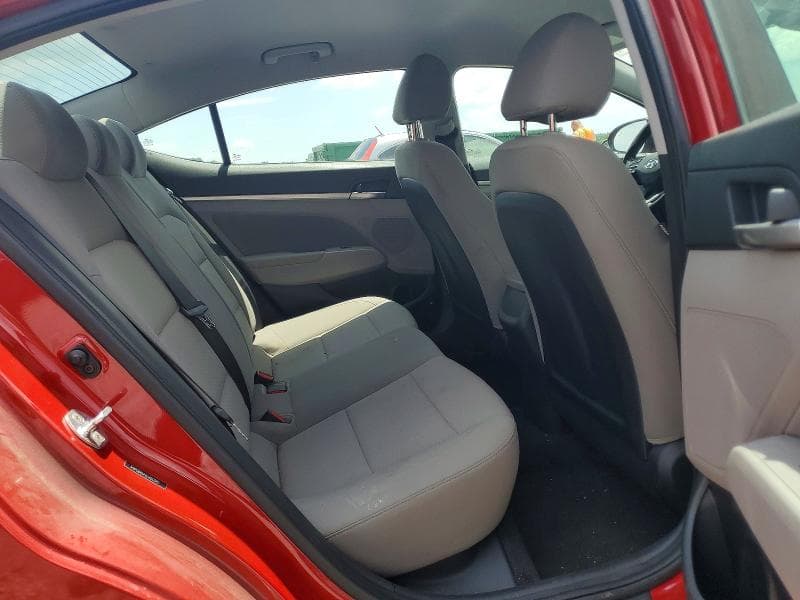 2020 HYUNDAI ELANTRA SEL 10