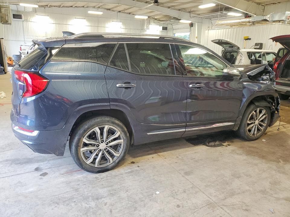 2018 GMC TERRAIN DENALI 3