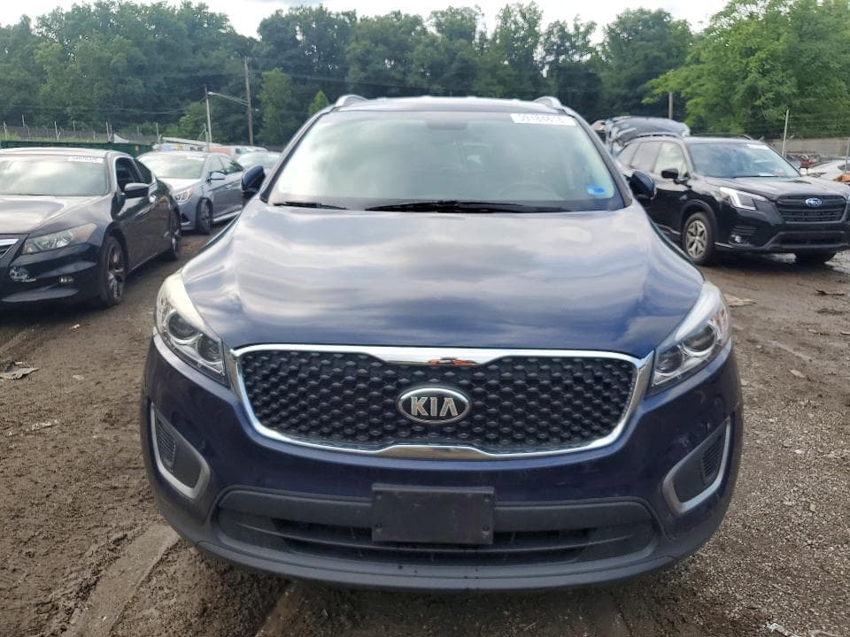 2016 KIA SORENTO LX 5