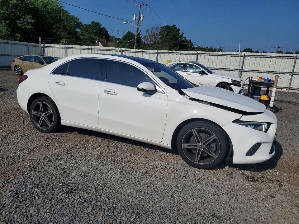 2021 MERCEDES-BENZ A 220 4MATIC 4