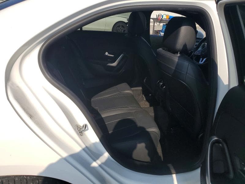 2021 MERCEDES-BENZ A 220 4MATIC 10