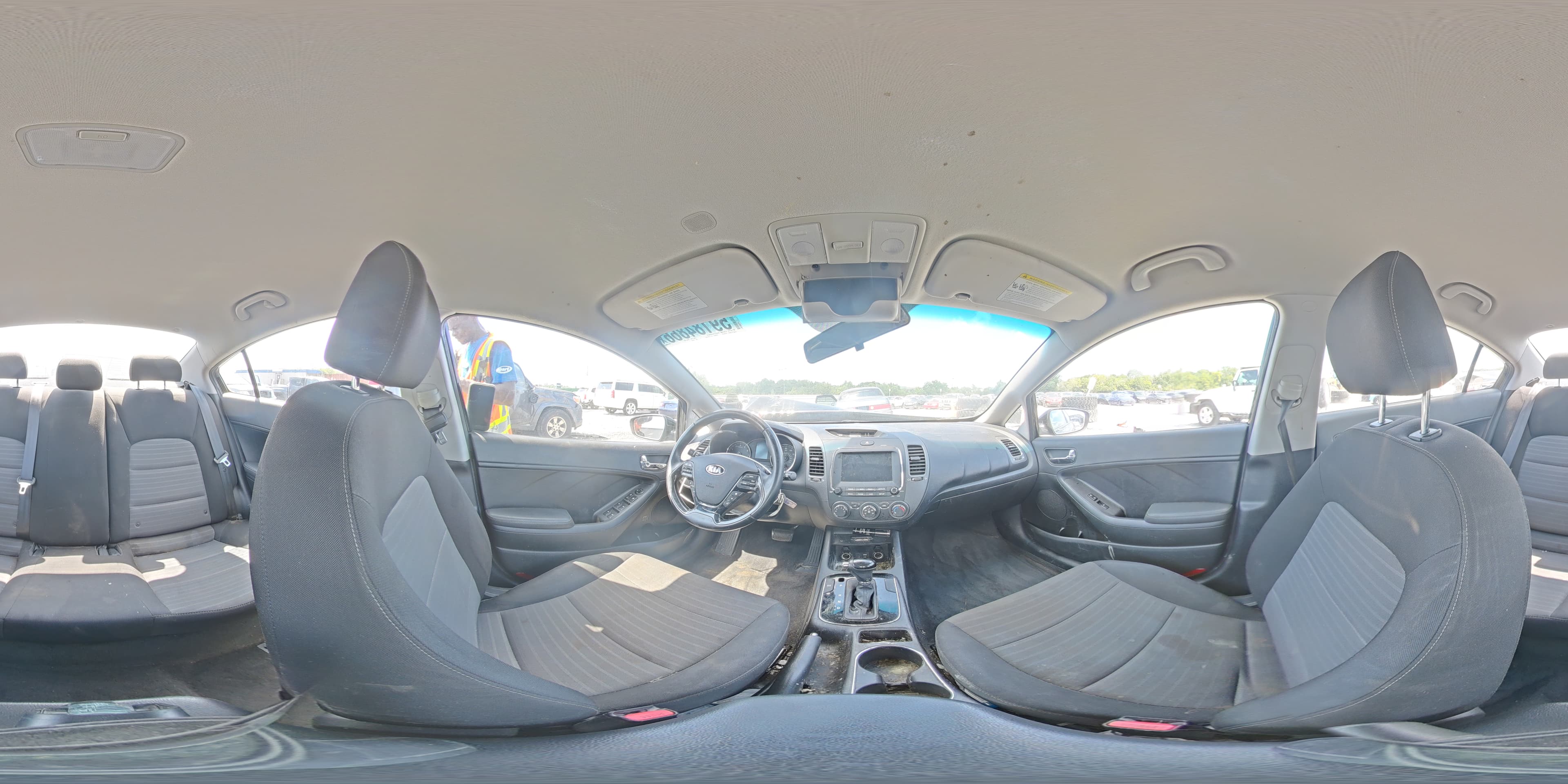 2017 KIA FORTE S 14