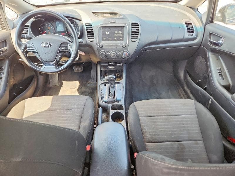2017 KIA FORTE S 8