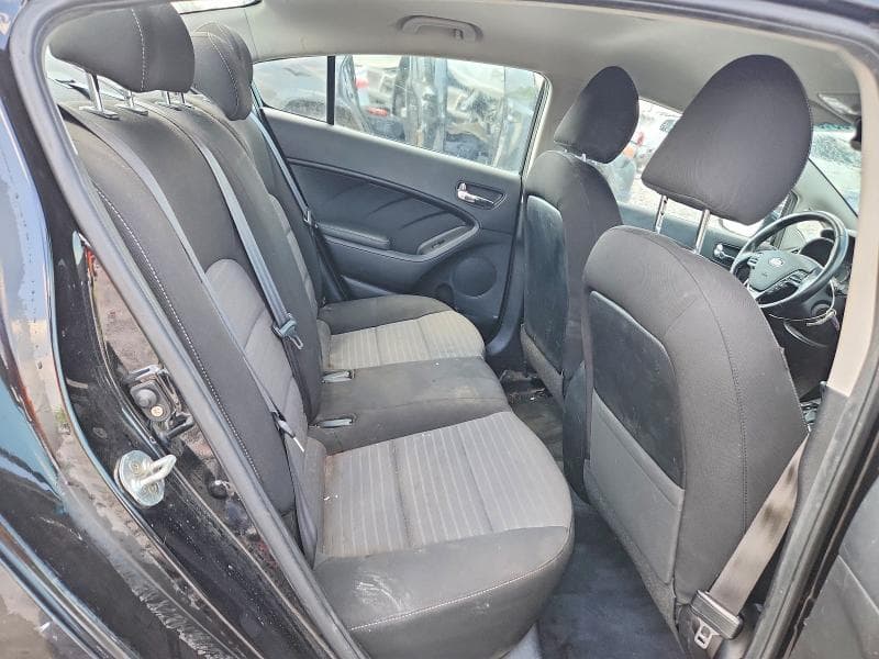 2017 KIA FORTE S 10