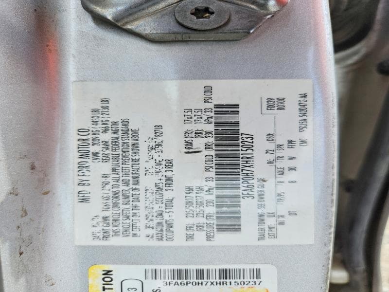 2017 FORD FUSION SE 13