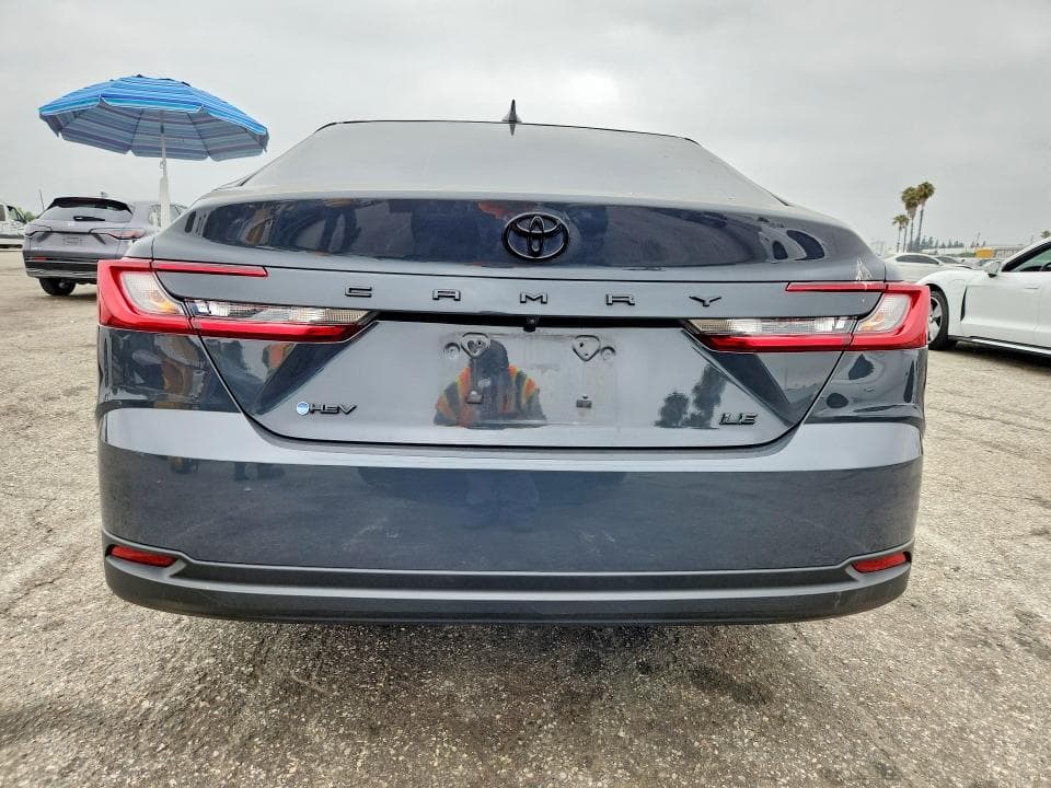 2025 TOYOTA CAMRY LE 6