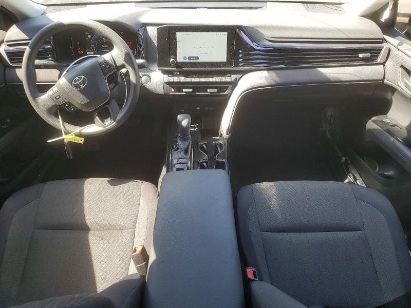 2025 TOYOTA CAMRY LE 8