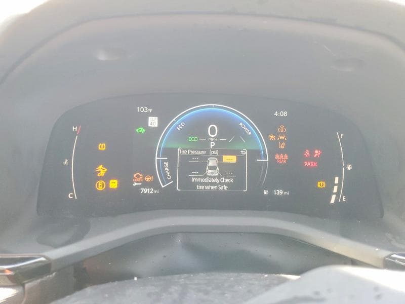 2025 TOYOTA CAMRY LE 9