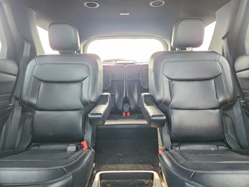 2020 FORD EXPLORER XLT 10