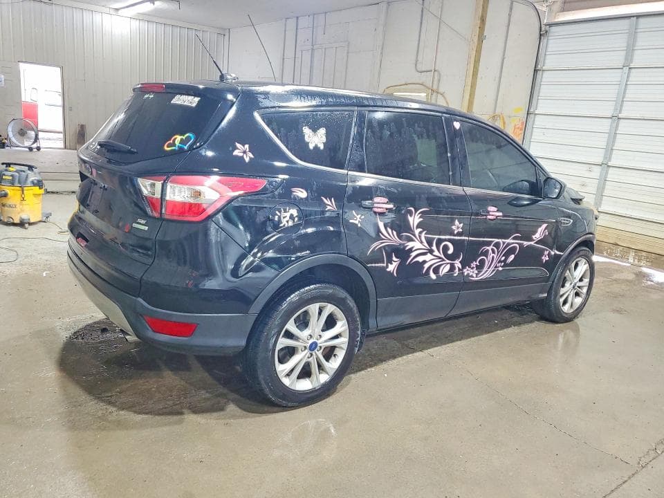2017 FORD ESCAPE SE SE 3
