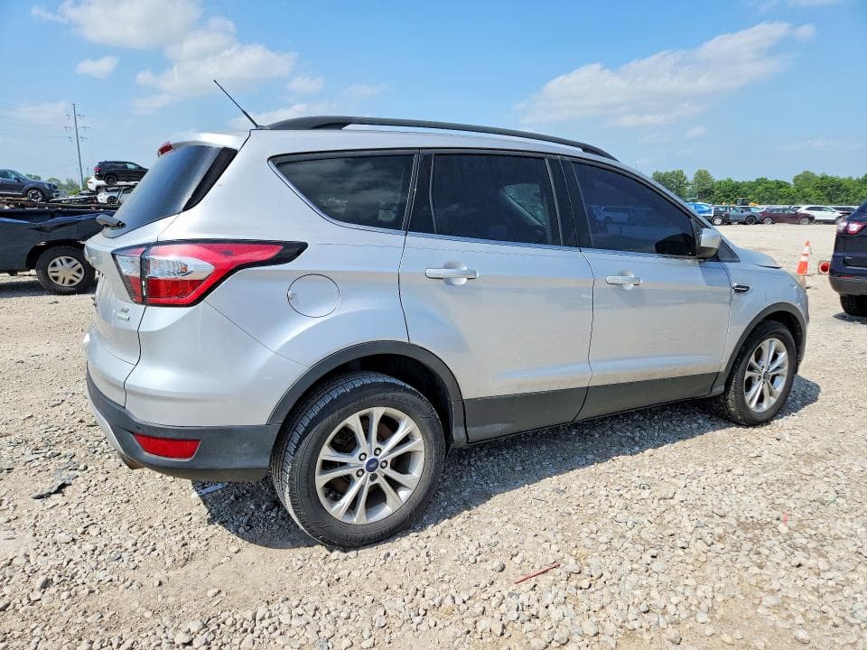 2017 FORD ESCAPE SE 3