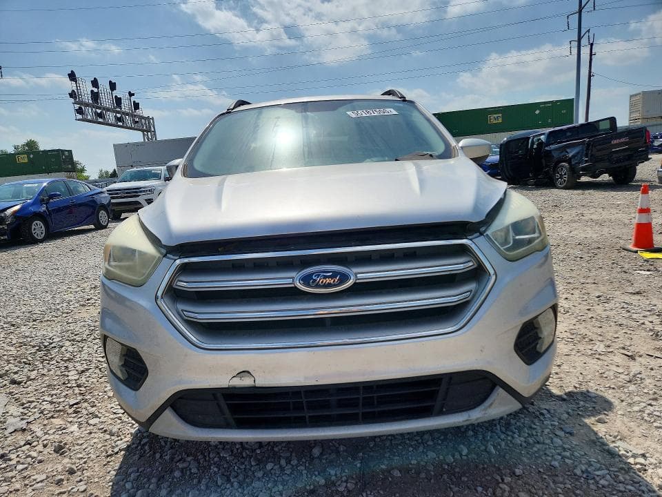 2017 FORD ESCAPE SE 5