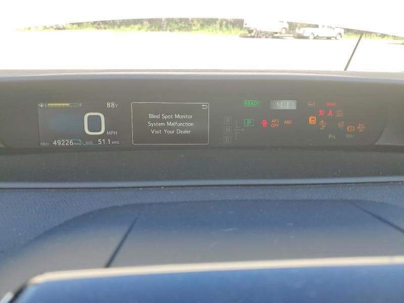 2019 TOYOTA PRIUS LIMITED 9