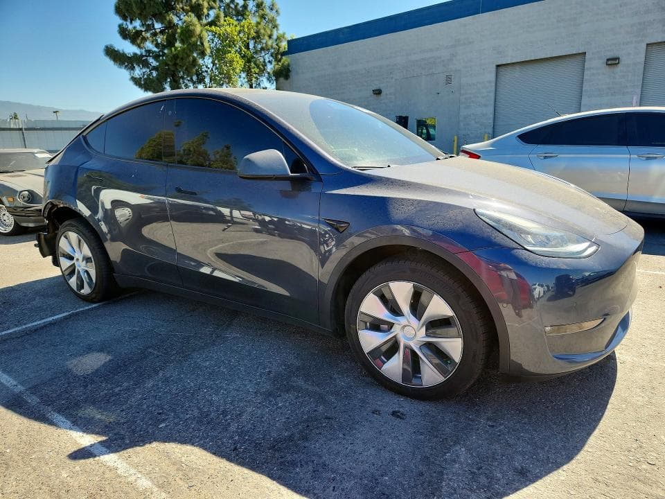 2022 TESLA MODEL Y 4