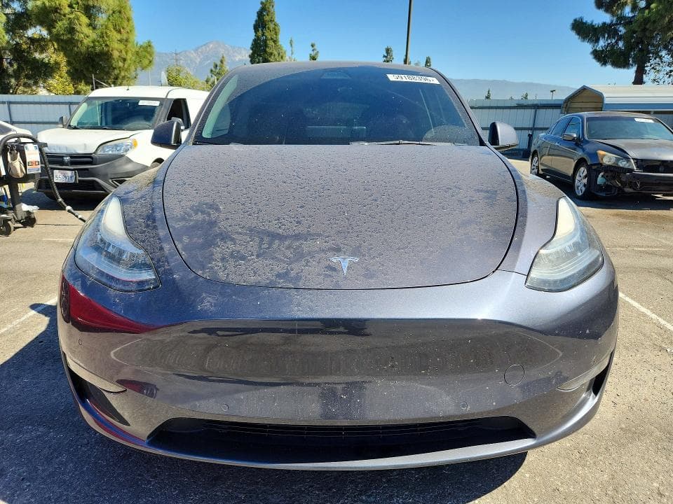 2022 TESLA MODEL Y 5