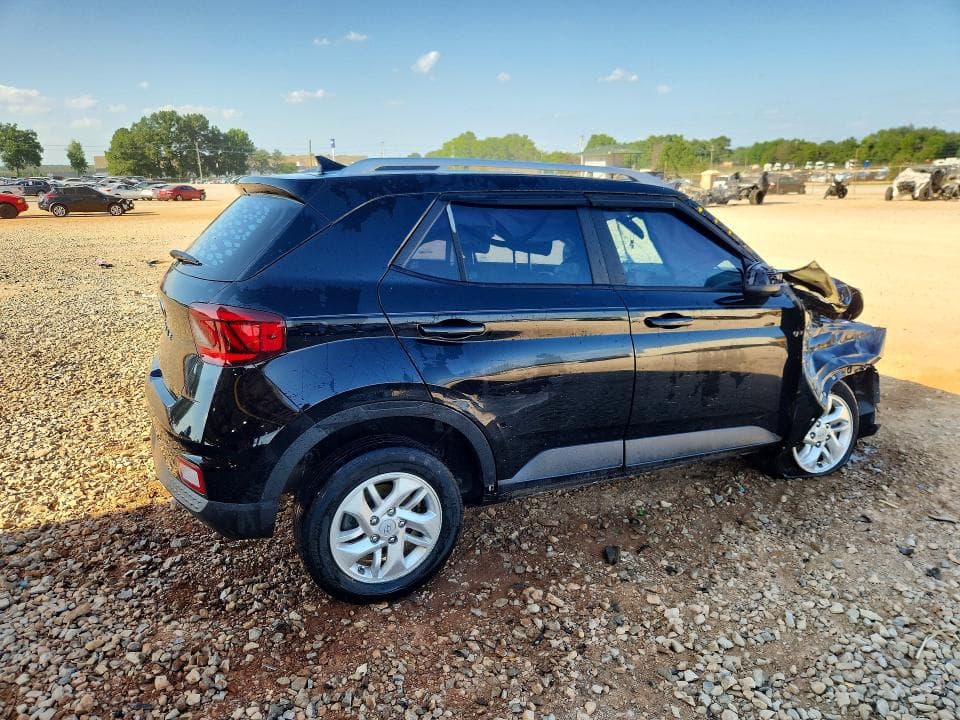 2020 HYUNDAI VENUE SEL 3