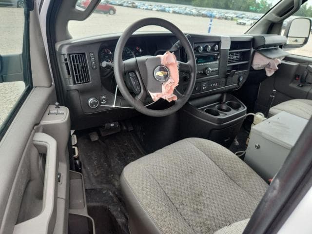 2025 CHEVROLET EXPRESS G2500 8