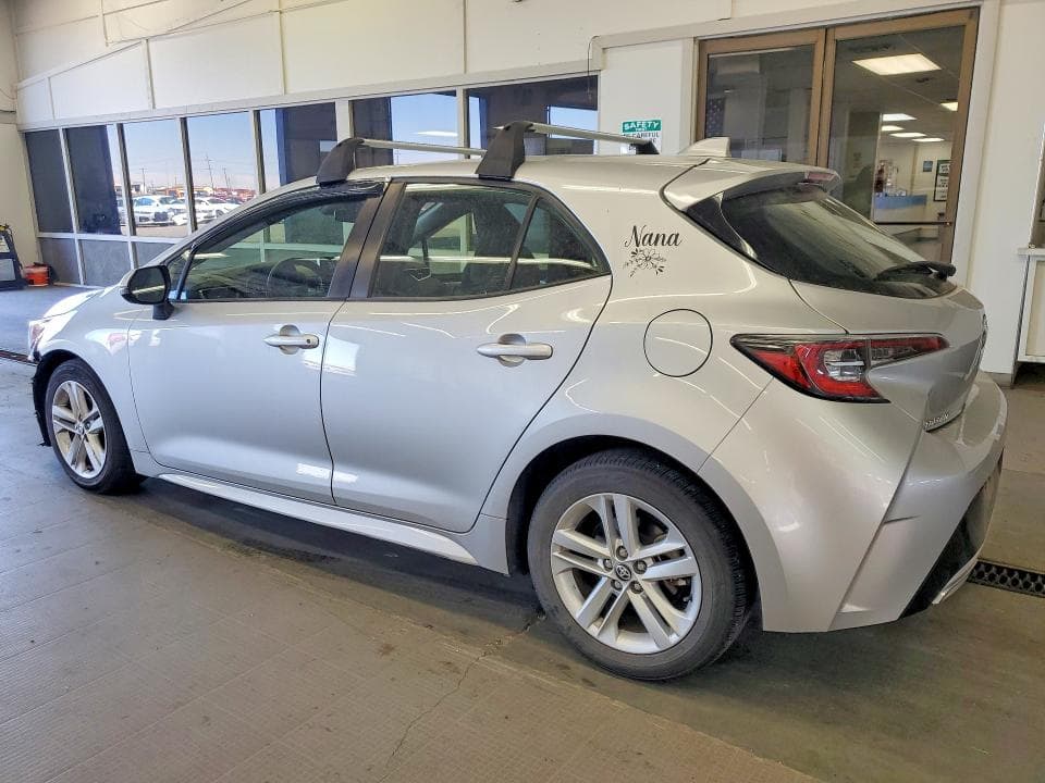 2022 TOYOTA COROLLA HATCHBACK SE 2