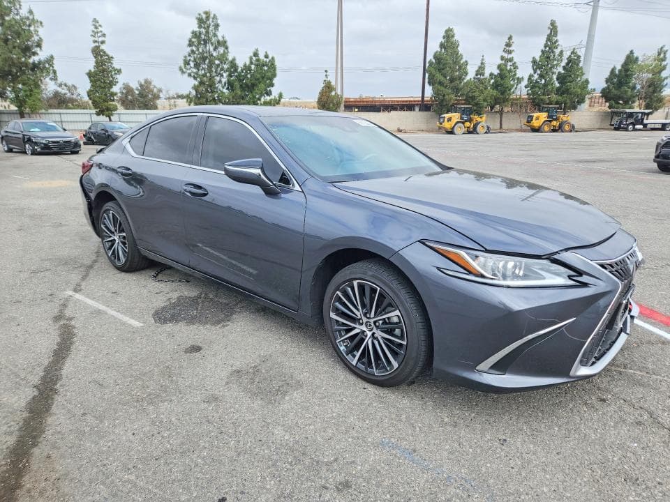 2023 LEXUS ES 300H BASE 4