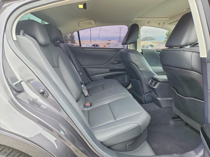 2023 LEXUS ES 300H BASE 10