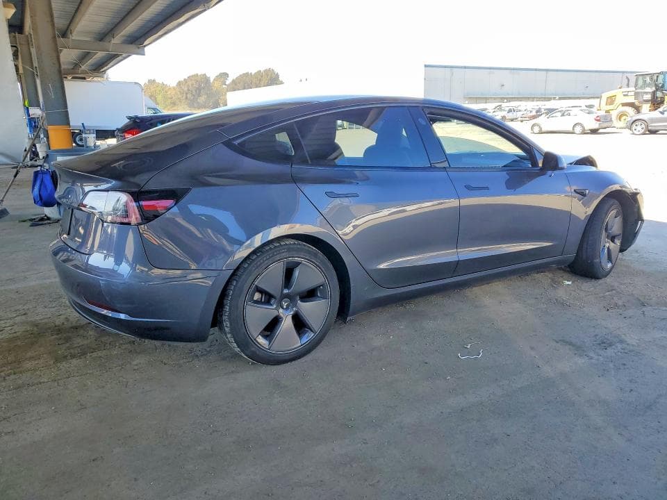 2023 TESLA MODEL 3 3