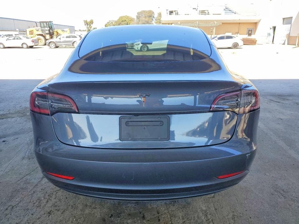 2023 TESLA MODEL 3 6