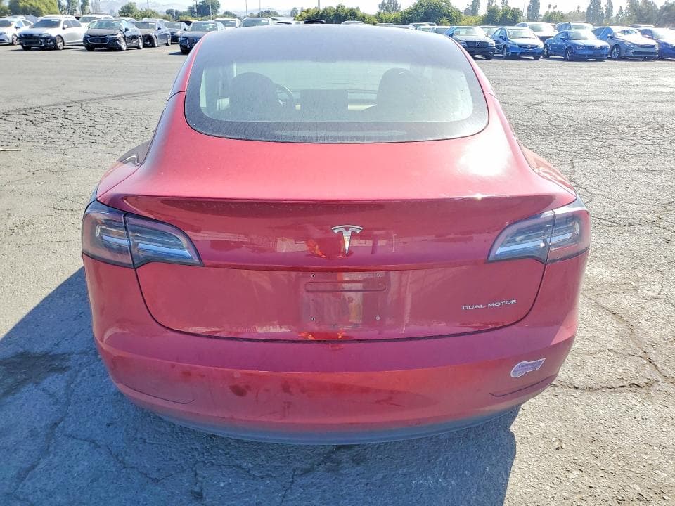 2018 TESLA MODEL 3 6