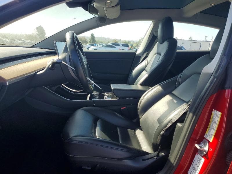 2018 TESLA MODEL 3 7
