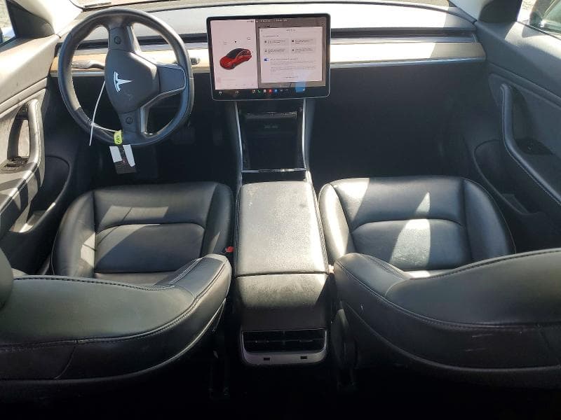 2018 TESLA MODEL 3 8