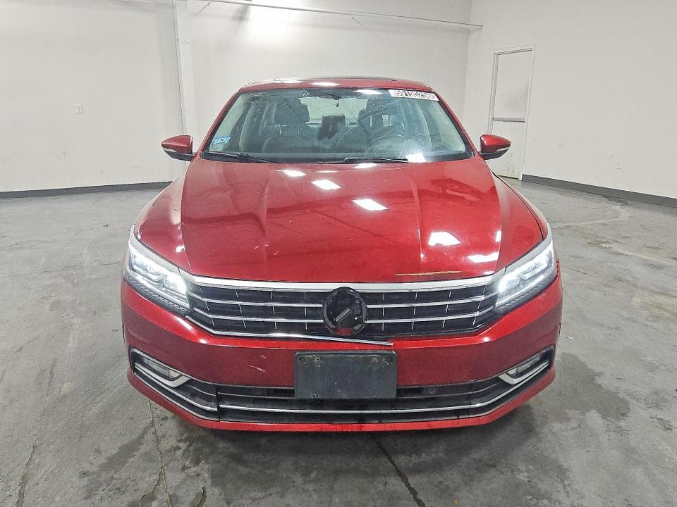 2017 VOLKSWAGEN PASSAT SE 5