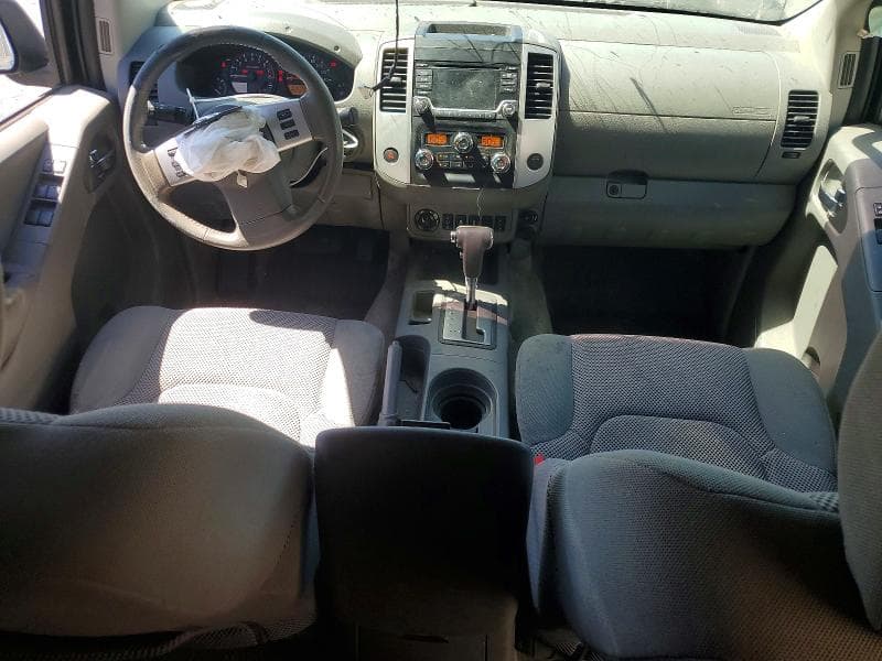 2017 NISSAN FRONTIER SV 8