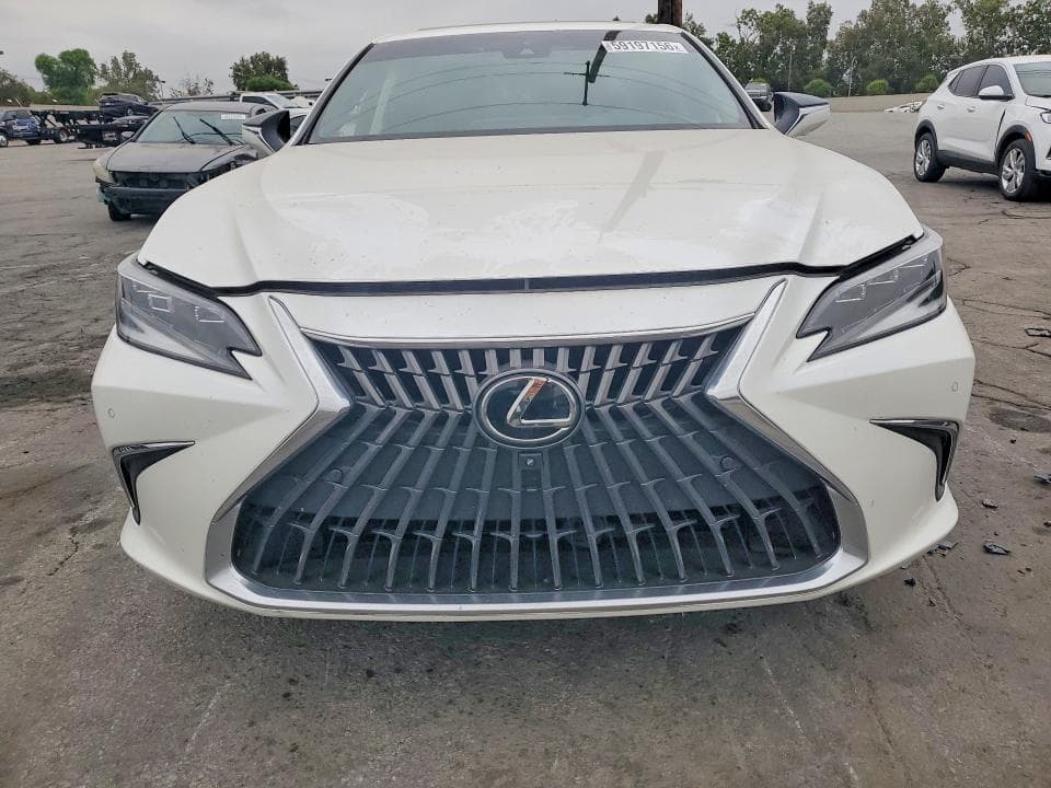 2025 LEXUS ES 300H LUXURY 5