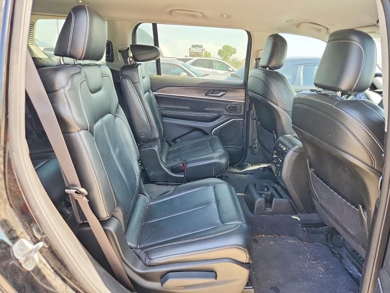 2021 JEEP GRAND CHEROKEE L LIMITED L LIMITED 11