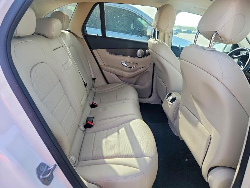 2020 MERCEDES-BENZ GLC 300 4MATIC 11