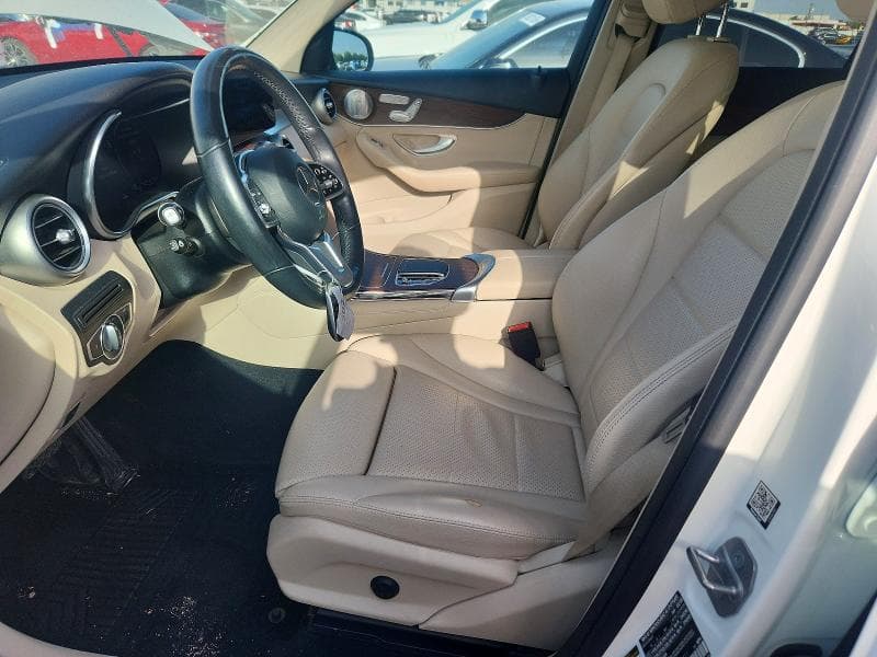 2020 MERCEDES-BENZ GLC 300 4MATIC 7