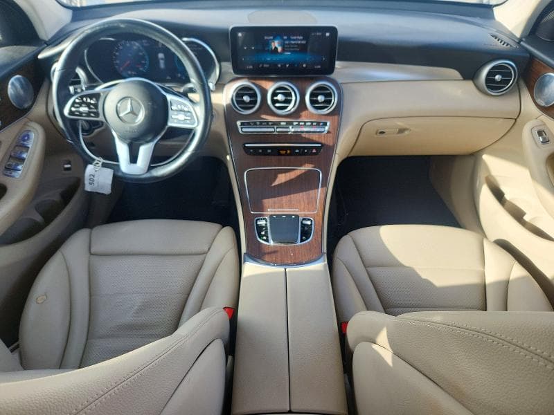 2020 MERCEDES-BENZ GLC 300 4MATIC 8