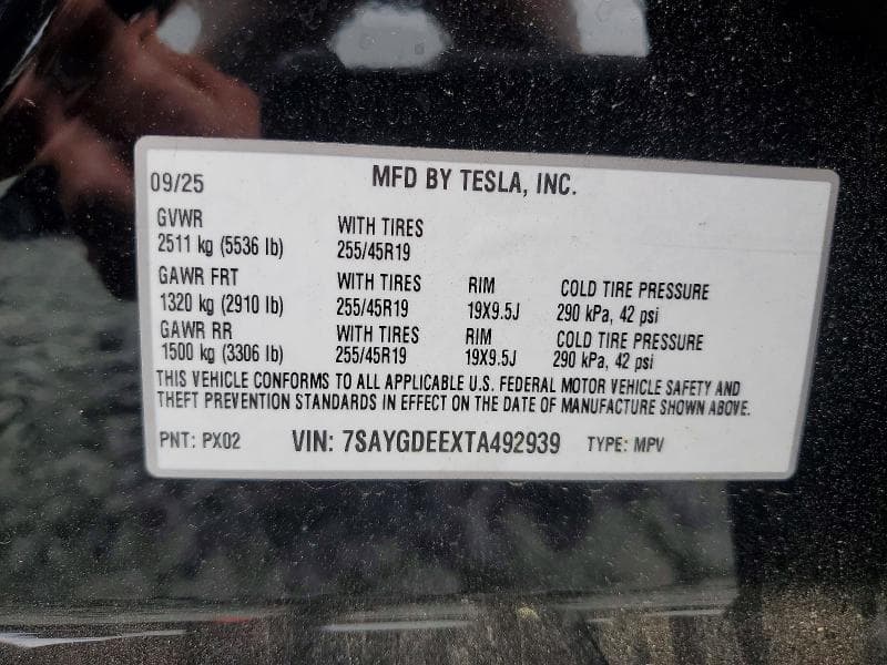2026 TESLA MODEL Y 12