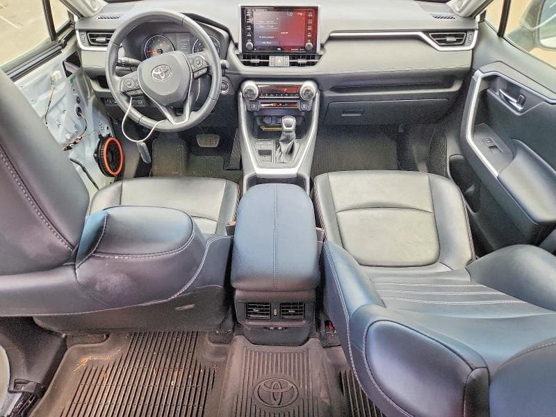 2021 TOYOTA RAV4 XLE PREMIUM 8