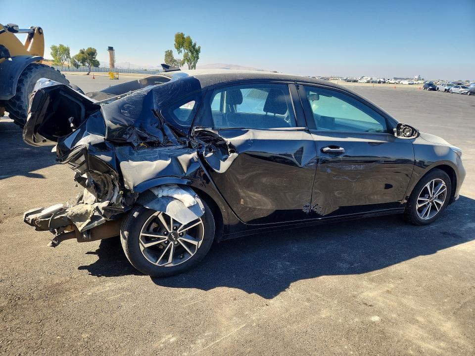 2023 KIA FORTE LXS 3