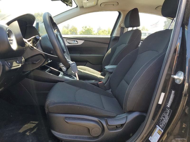 2023 KIA FORTE LXS 7