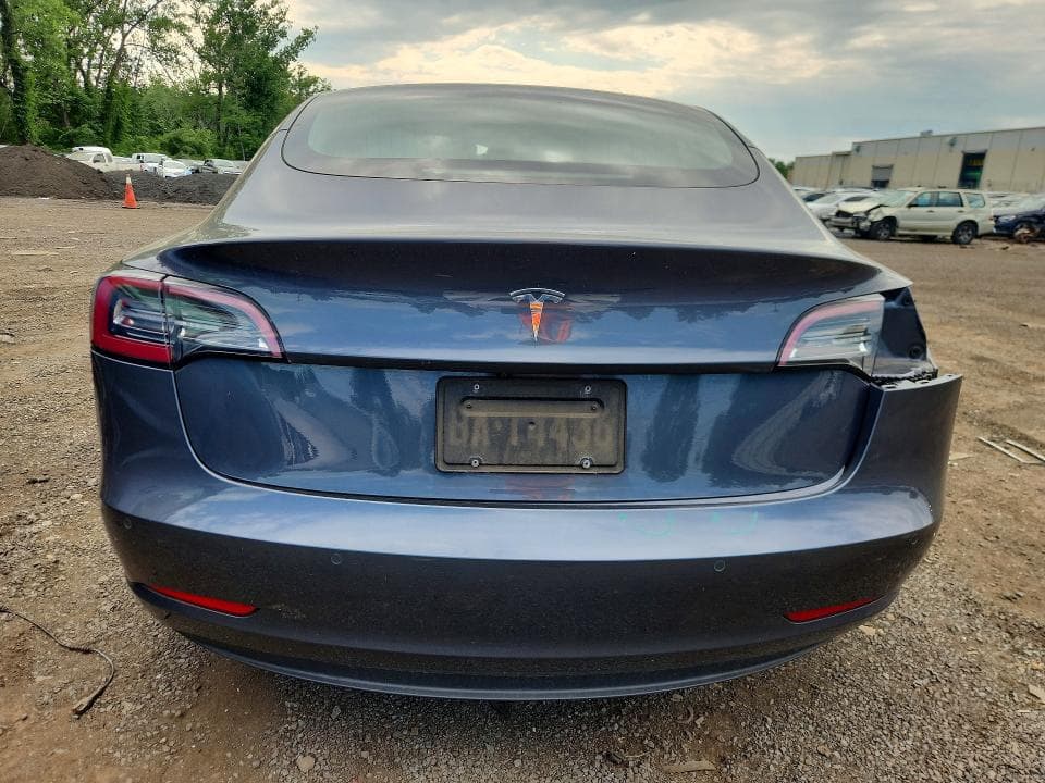 2020 TESLA MODEL 3 6